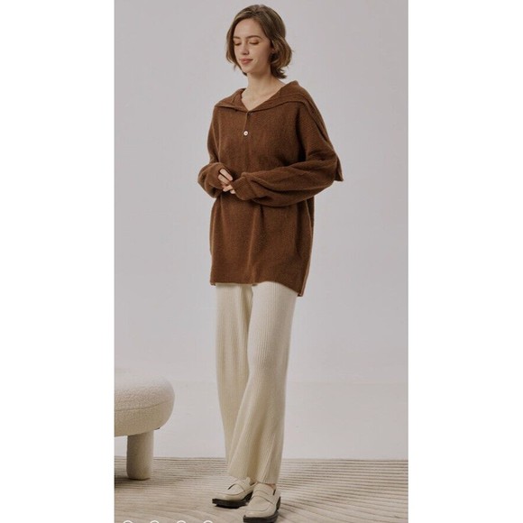 Nap Loungewear Sweater Medium Oversized Wool Raccoon Yarn Turtleneck Buttons NEW - Picture 2 of 12